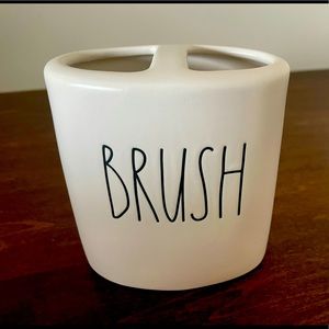 NWOT Rae Dunn Toothbrush Caddy